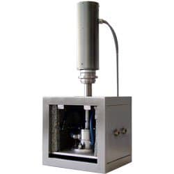 Ultraschall - Prozessor UIP2000 mit Durchflu&szlig;zelle/Schallschutz