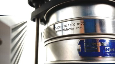شیکرهای الک التراسونیک Hielscher با هر غربال استاندارد آزمایشگاهی سازگار است