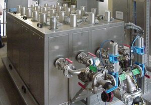 Installation industrielle de soniqueurs Hielscher : un cluster de soniqueurs de 48 kW permet une lixiviation efficace des éléments de terres rares issus des cendres de charbon