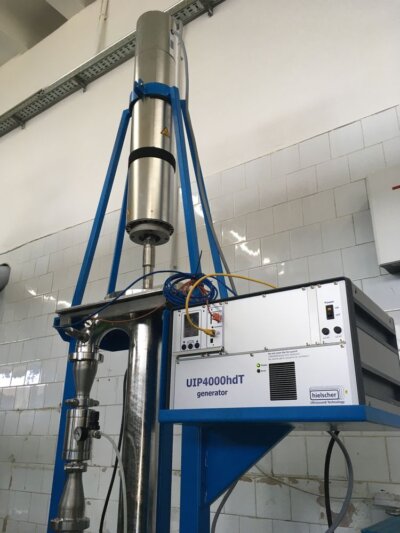 પ્લાન્ટ-આધારિત પ્રોટીનના ઉચ્ચ-થ્રુપુટ નિષ્કર્ષણ અને ફેરફાર માટે અલ્ટ્રાસોનિક એક્સટ્રેક્ટર UIP4000hdT 