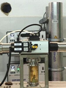 પ્રોટીન નિષ્કર્ષણ અને ફેરફાર માટે ફ્લો-થ્રુ સેટઅપ સાથે અલ્ટ્રાસોનિક એક્સટ્રેક્ટર UIP4000hdT