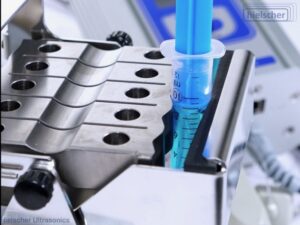 Sonicación estéril y no invasiva de jeringas: los modelos VialTweeter de Hielscher garantizan una homogeneización fiable de las suspensiones farmacológicas sin contaminación cruzada ni pérdida de fármaco.